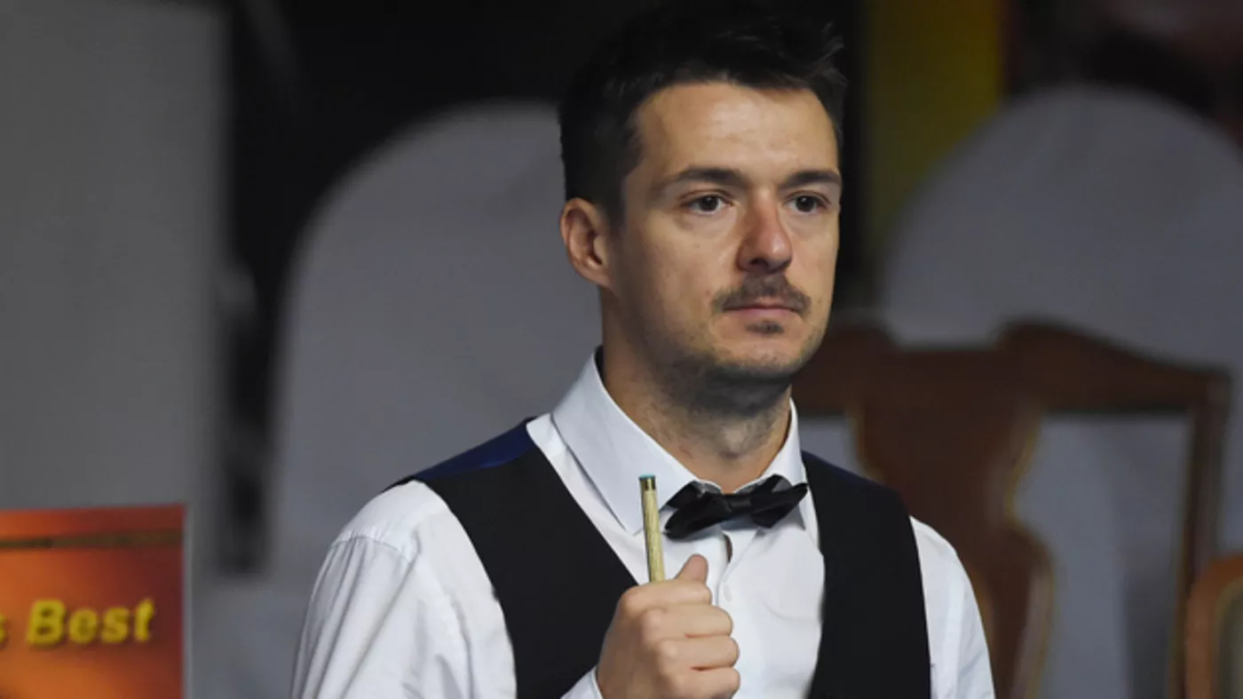 Michael Holt snooker player